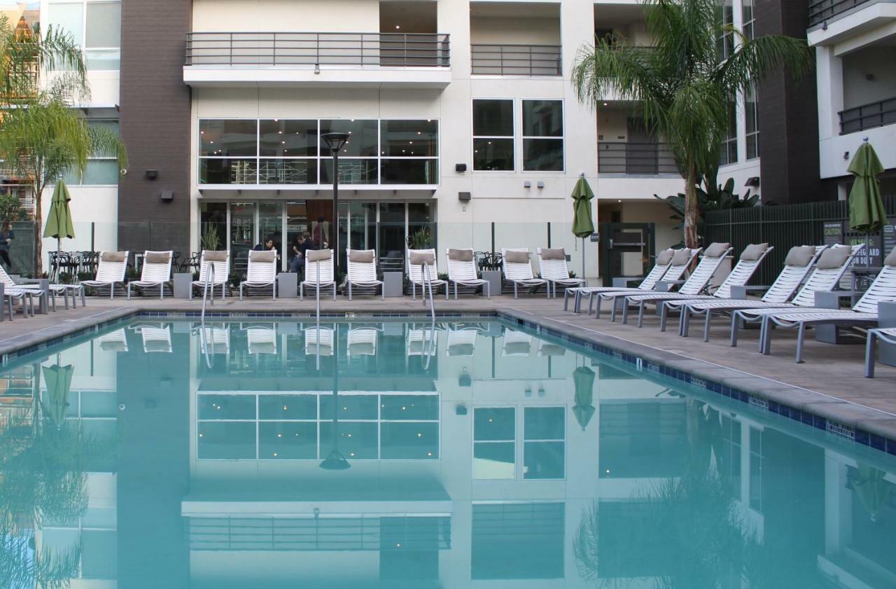 Downtown Cosmopolitan Residences Los Angeles Bagian luar foto